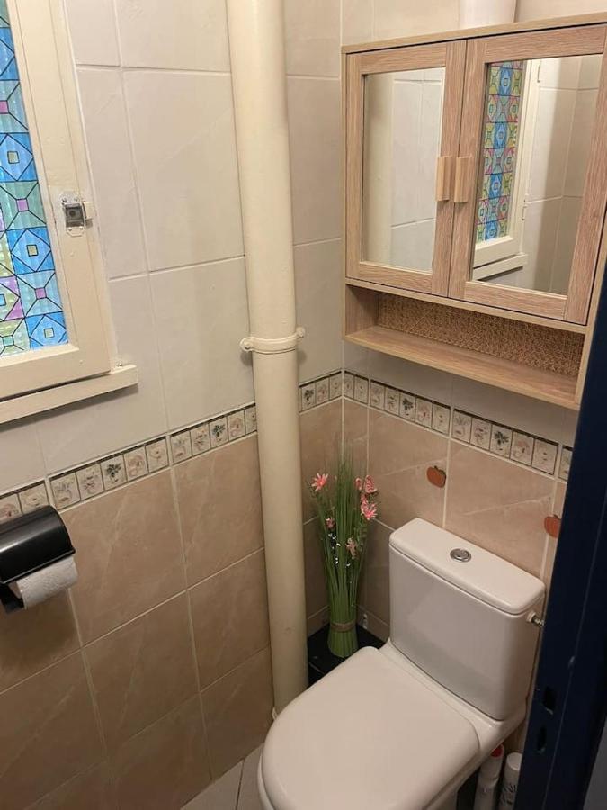 Appartement Proche Gare Tgv Nîmes Exterior foto