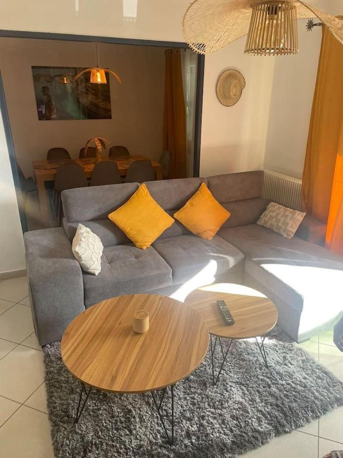 Appartement Proche Gare Tgv Nîmes Exterior foto